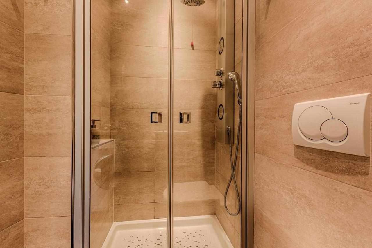 Casa Vacanze Macchi Milan Luaran gambar